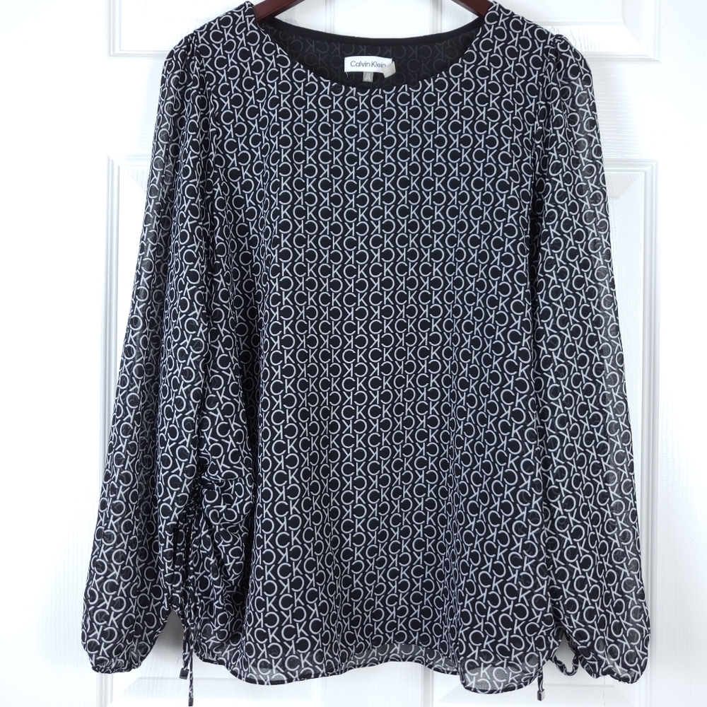 Calvin Klein Plus Size Long Sleeve Monogram All Over Print Blouse - Picture 1 of 7